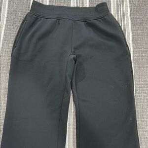 Under Armour loose fit pants small